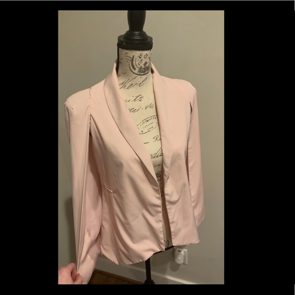 Pink blazer cape - Picture 3 of 13